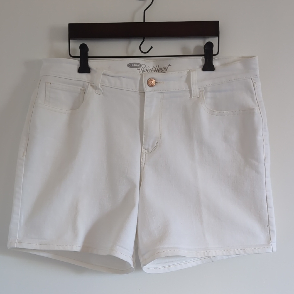 Old Navy Women's White Jean Shorts